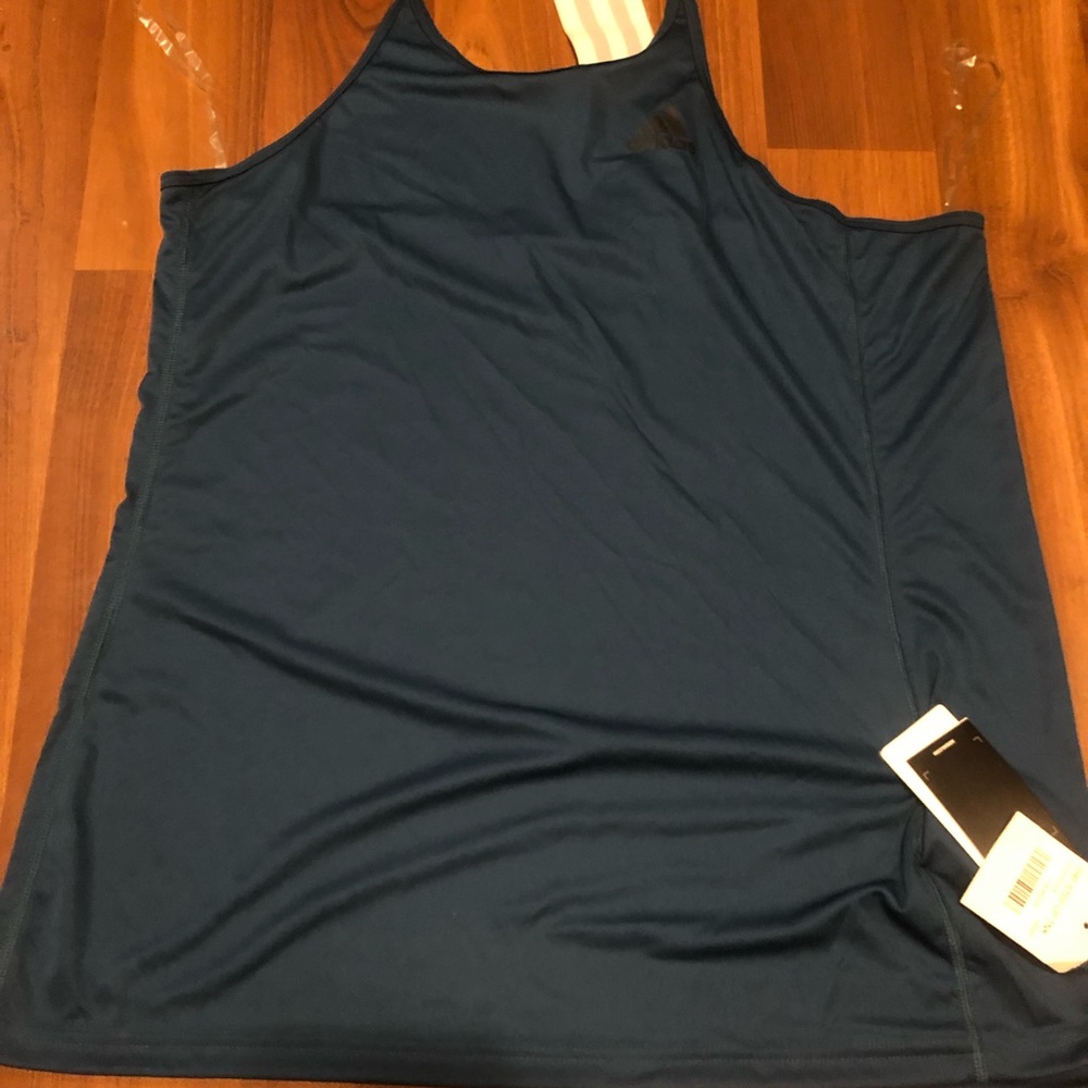 Women’s XL tank adidas NWT